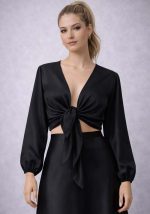 Μαύρο σατέν μπολερό με μπροστινό δέσιμο και μακριά μανίκια
