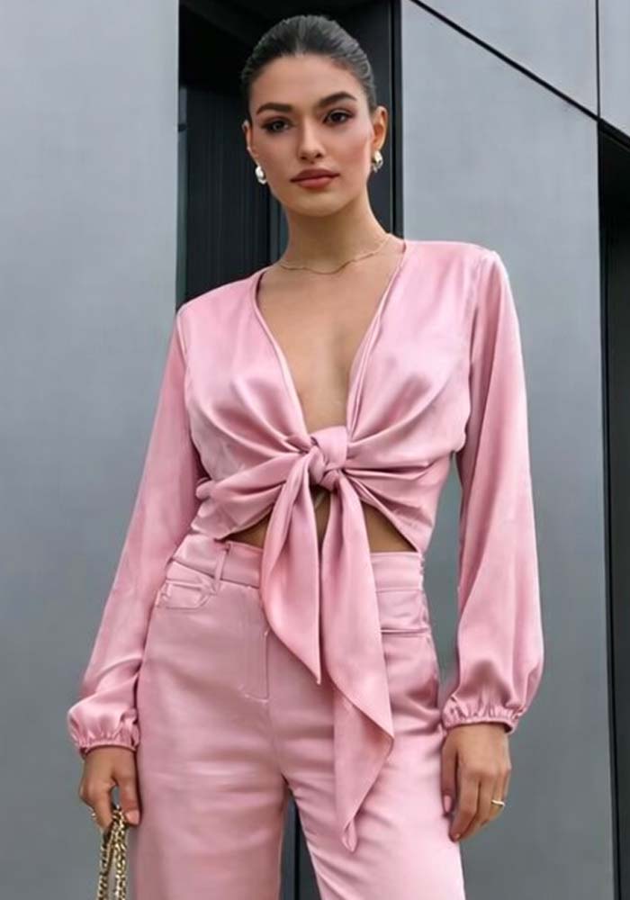 Ροζ σατέν μπολερό με μπροστινό δέσιμο και μακριά μανίκια