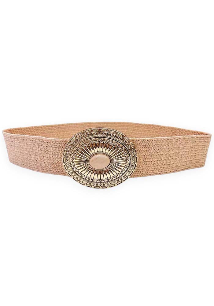 Nude ψάθινη γυναικεία ελαστική ζώνη Kimberly με στρογγυλή μεταλλική ethnic αγκράφα σε boho καλοκαιρινό στυλ.