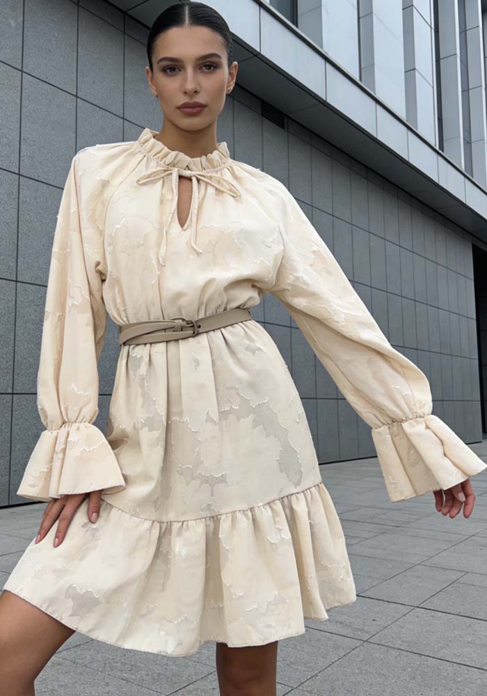 Μπεζ devoré mini φόρεμα με βολάν, λάστιχο στη μέση και ζώνη δερματίνης