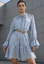 Σιέλ devoré mini φόρεμα με βολάν, λάστιχο στη μέση και ζώνη δερματίνης