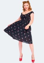 Μαύρο midi φόρεμα με κέντημα lipstick σε fit and flare γραμμή.