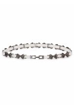 Λευκή ελαστική ζώνη Bow με μεταλλικούς φιόγκους και μεταλλικό κούμπωμα.