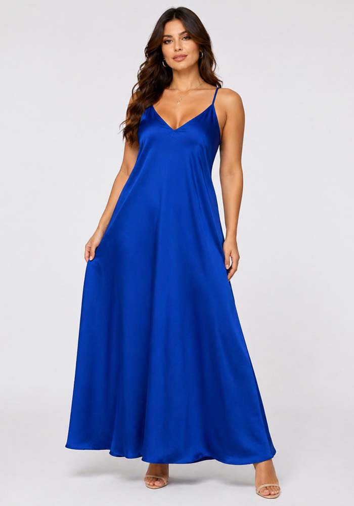 Σατέν maxi φόρεμα Gaia σε μπλε ρουά απόχρωση με λεπτές τιράντες και ρευστή γραμμή