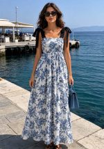 Maxi φόρεμα Porcelain με μπλε floral σχέδιο, δετές τιράντες και ελαστική μέση