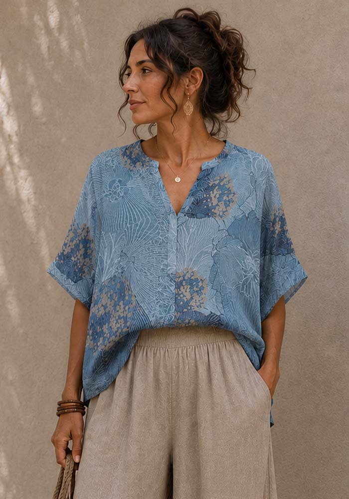 Μπλε boho μπλούζα Japanesk σε λινό ύφασμα με botanical print, oversized γραμμή