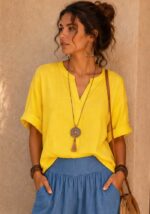 Κίτρινη oversized μπλούζα Terra από cotton-linen ύφασμα με λαιμόκοψη V, γυριστά μανίκια