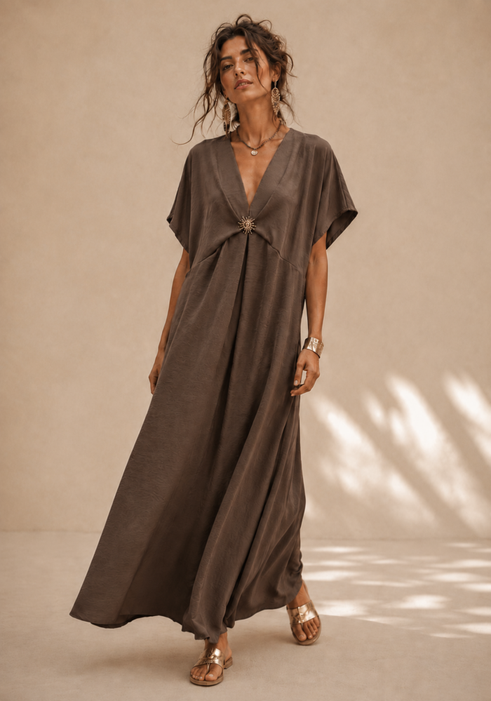 boho chic σατινέ φόρεμα με καρφίτσα Ηelia καφέ
